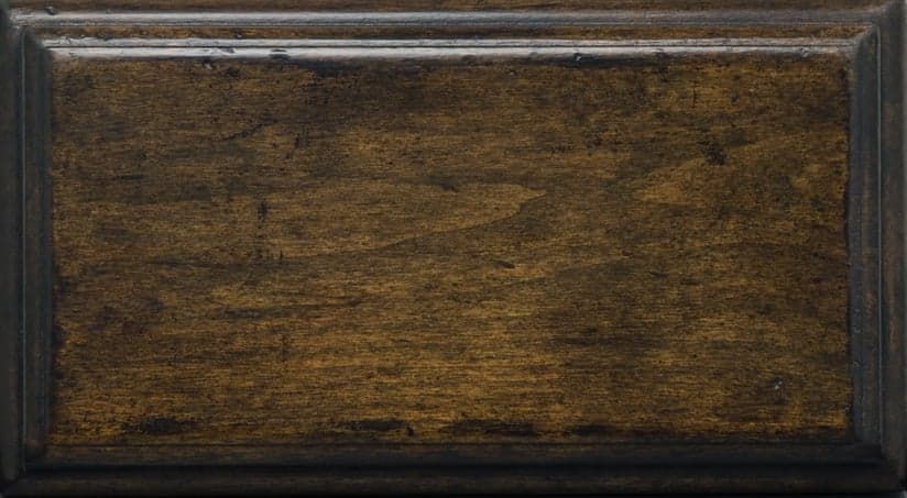 Marrón Dark #1 finish swatch