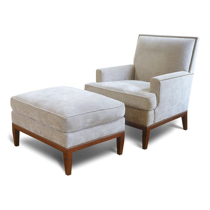 Valentín Lounge Chair on a white background